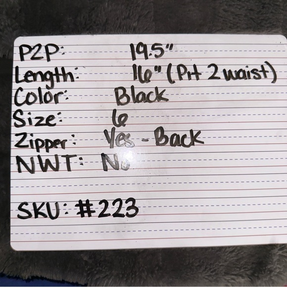 Banana Republic Black Tank Top #223 - Picture 5 of 5